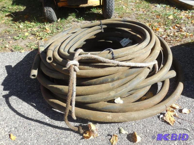 lot 174 image: Misc hoses, 12" to 34" and 1"...