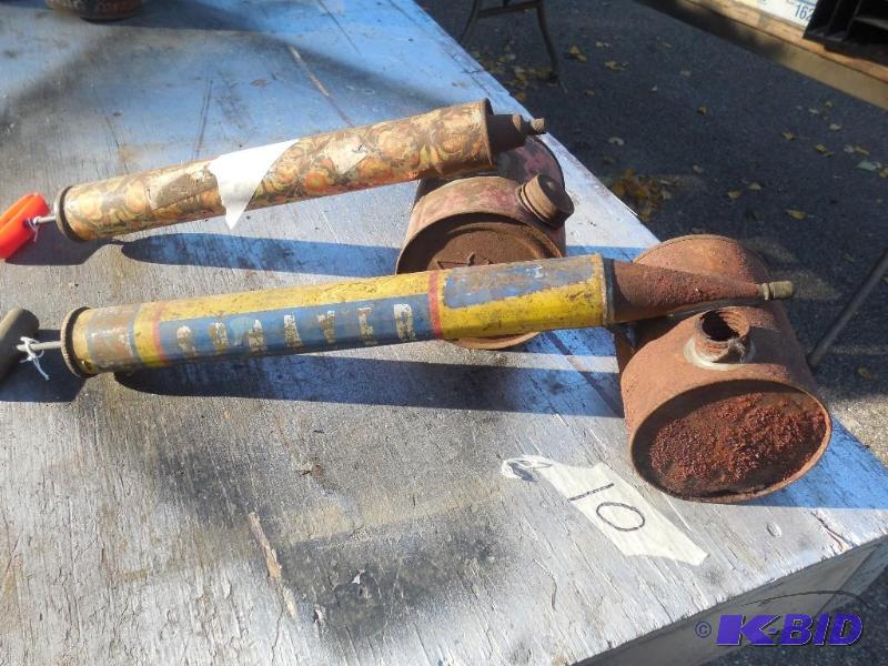 lot 20 image: Vintage Bug Sprayers...