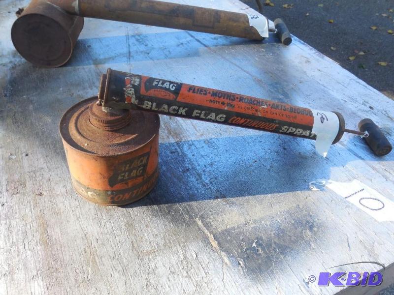 lot 21 image: Vintage Bug Sprayers...