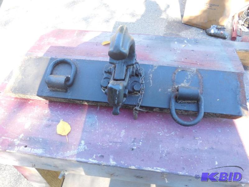 lot 34 image: Pintle&nbspHitch...