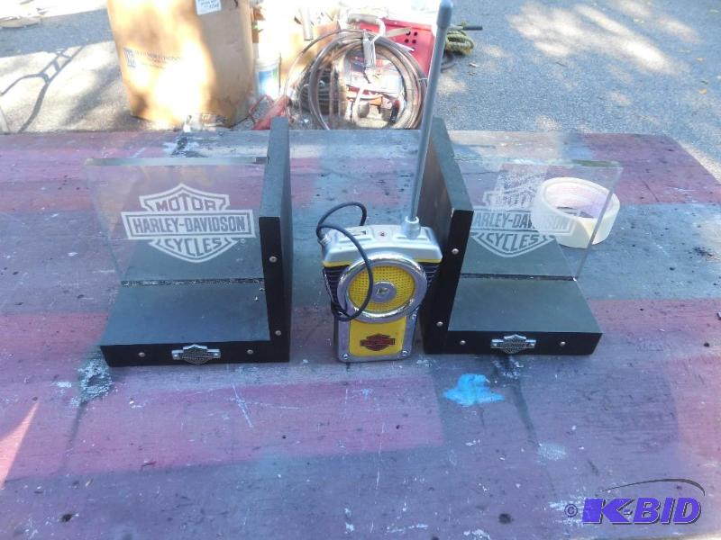 lot 38 image: Harley Davidson book ends, and Radio...