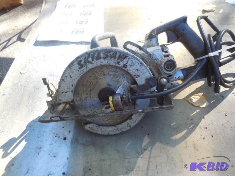 lot 46 image: Model 77 Skil&nbspSaw professional...