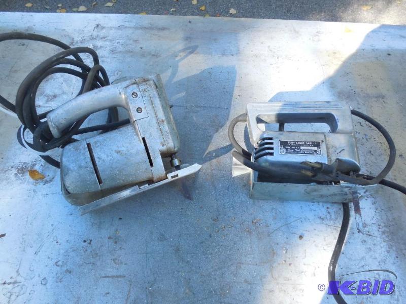 lot 47 image: 2 Sabre saws, craftsman and fury saw...