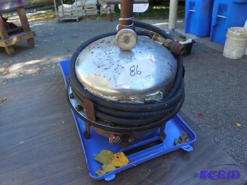 lot 86 image: Brake Bleeding system...