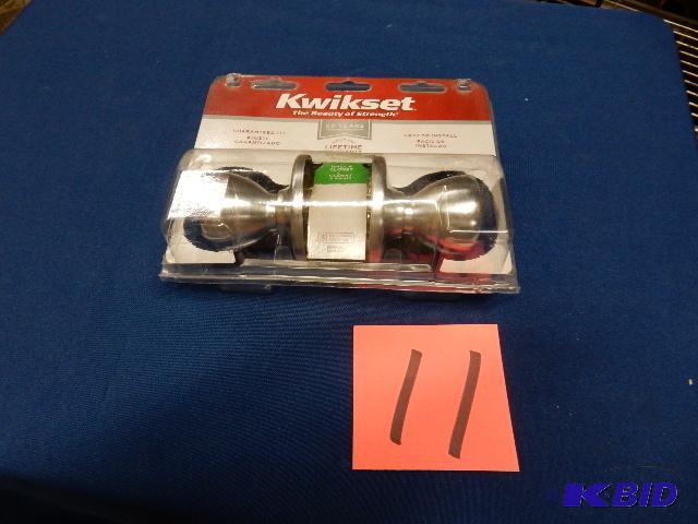 Kwikset locking door knob..