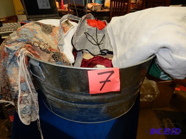 Galvanized Washtub and Blankets