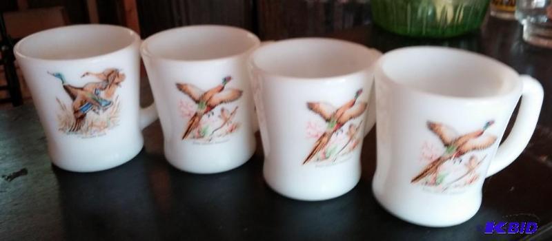 Set of 4 Vintage Fire King Pheasant Coffee Mu...
