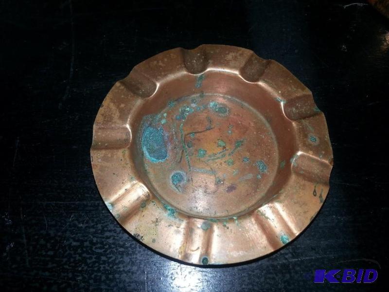 Vintage Copper Ashtray...
