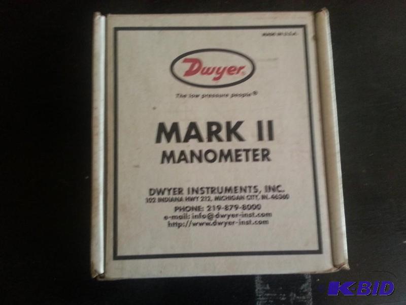 NEW---DWYER INSTRUMENTS MARK II Manometer Mod...
