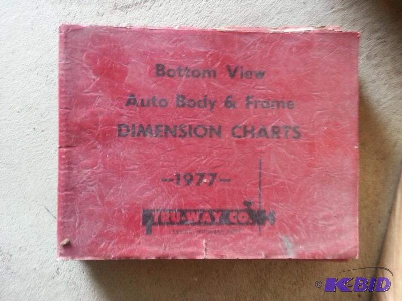 Set of Tru-Way Auto Body Service Manuals 197...