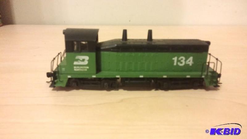 1966 Burlington Northern 134 Locomotive-HO Sc...
