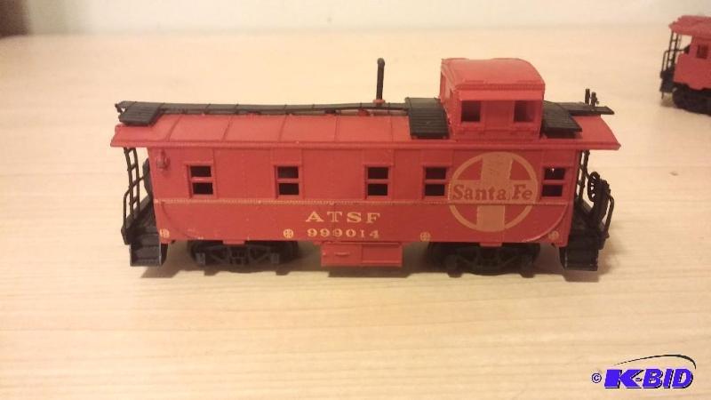 HO Scale Caboose-as shown...