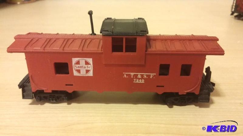 HO Scale Caboose-as shown...