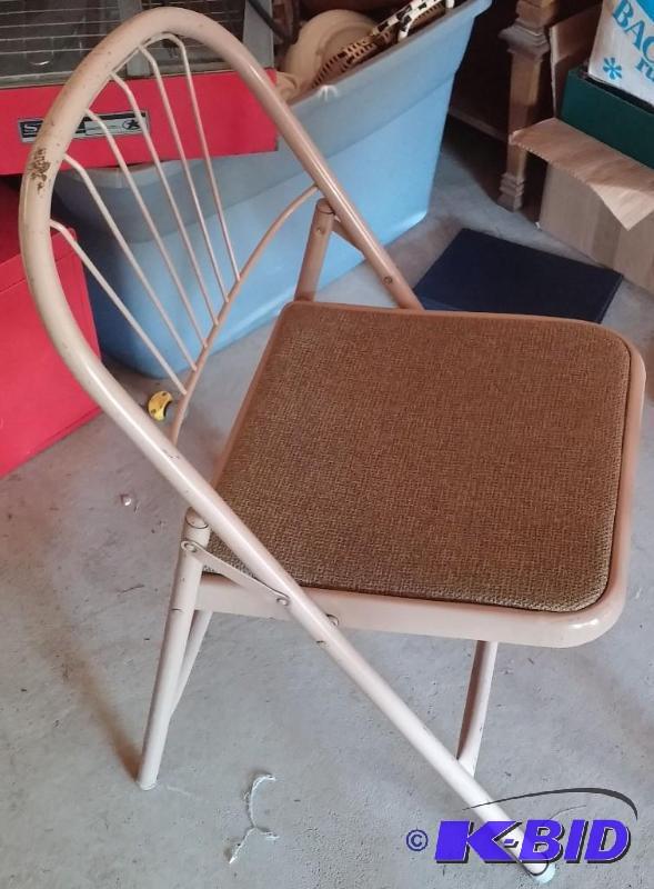 Lot of 2 Folding Chairs...