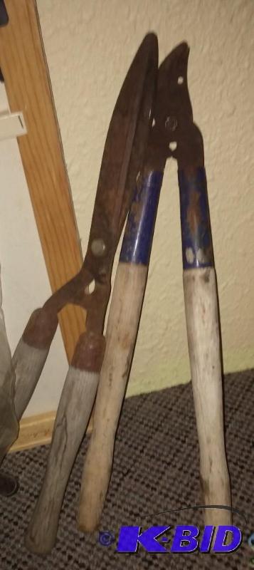 Tree Pruners...