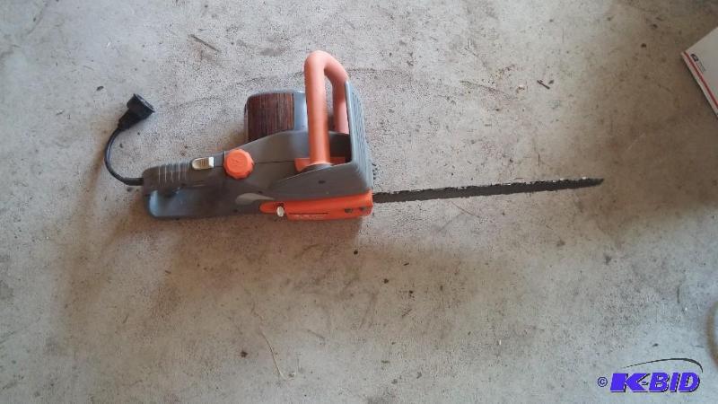 Remington Electric Chainsaw...