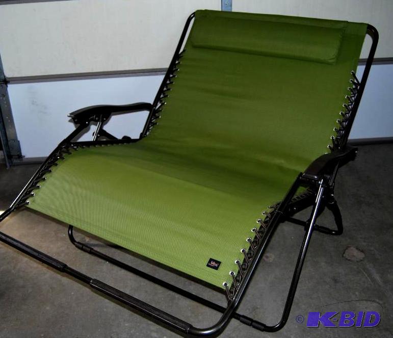 lot 12 image: Bliss Hammocks 2 person Gravity Free Recliner...