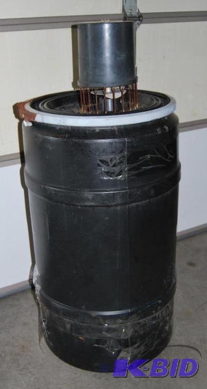 lot 69 image: Used American Hunter Deer Feeder, has hardwar...