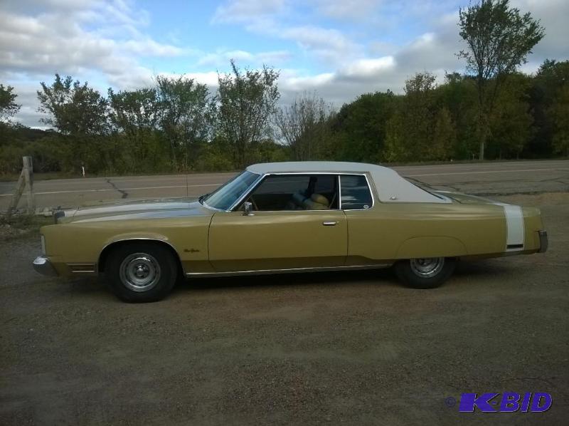 lot 1 image: 1976 Chrysler New Yorker Brougham