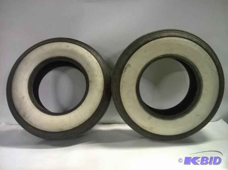 lot 20 image: White Wall Tires 8.20-15