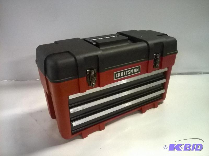 lot 24 image: 3 Drawer Craftsman Tool Box