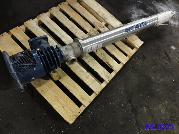 lot 5044 image: T and T Pump, approximate 84" total leng...