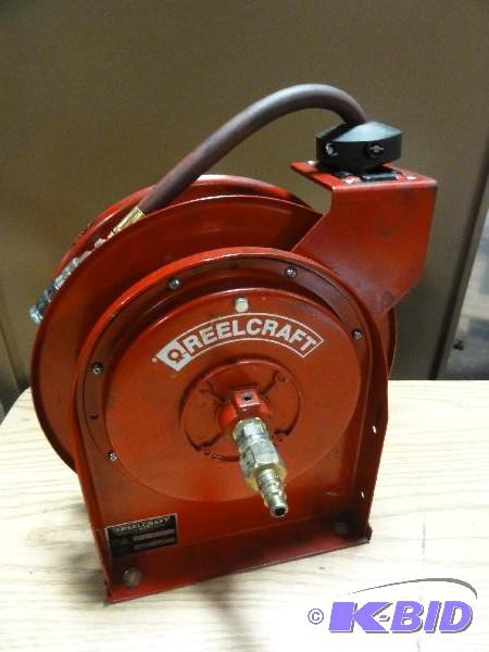 lot 5066 image: Reelcraft Model 4615-OLP retractable hose ree...