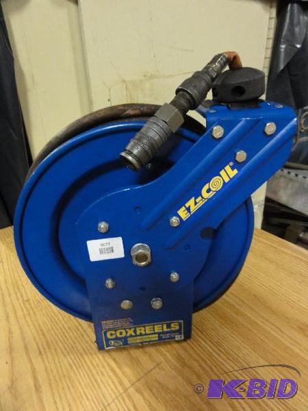 lot 5077 image: Coxreels EZ-Coil Model EZ-P-LP-325 retractabl...