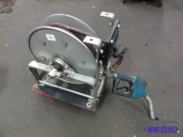 lot 5079 image: Hannay Reels Model 716-16-17C TR Retractable ...
