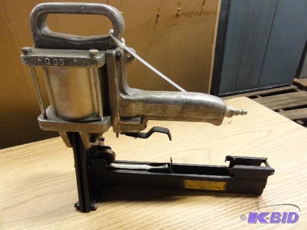 lot 5087 image: Container Stapling Corp Pneumatic Stapler, 1-...