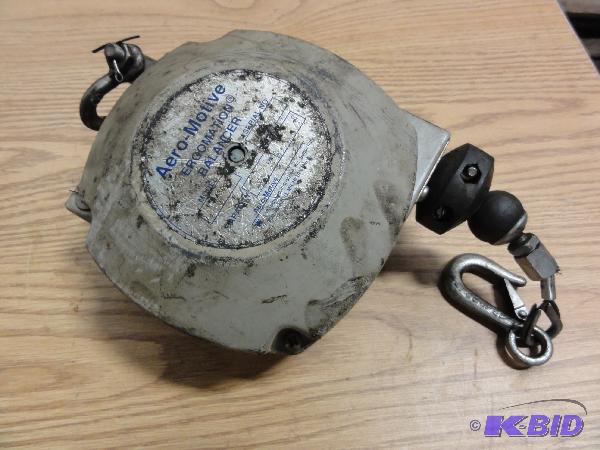 lot 5122 image: Aero-Motive Tool Balancer Model Approx 52Lb C...