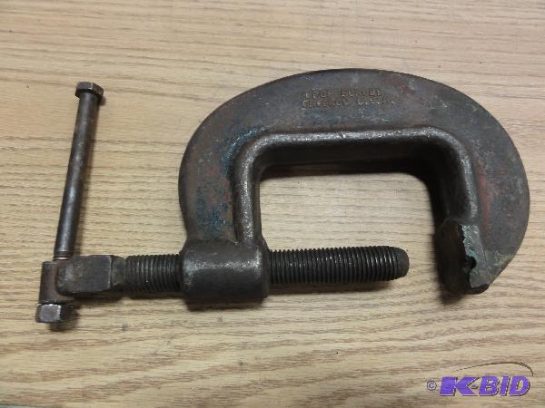 lot 5151 image: Armstrong 4" Heavy Duty Service Clamp  &...