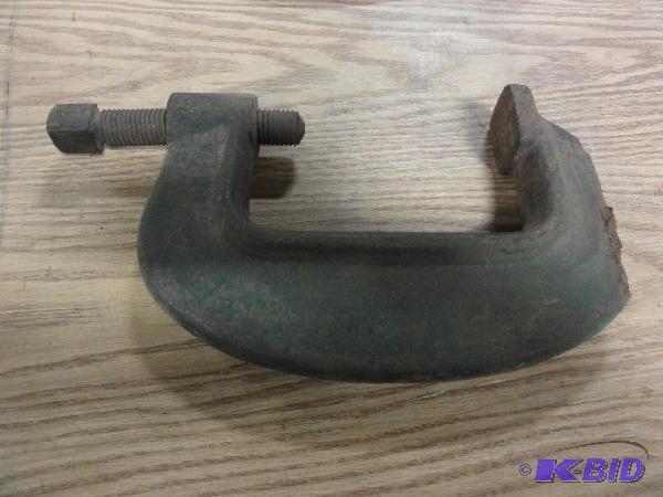 lot 5152 image: Vulcan 6" Heavy Duty Service Clamp  &nbs...