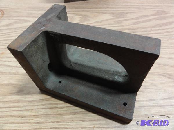lot 5158 image: Angle Plate 4" x 6" x 4"  ...