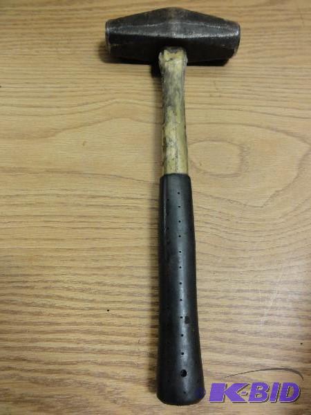 lot 5173 image: 5-12" Head Hammer  ...