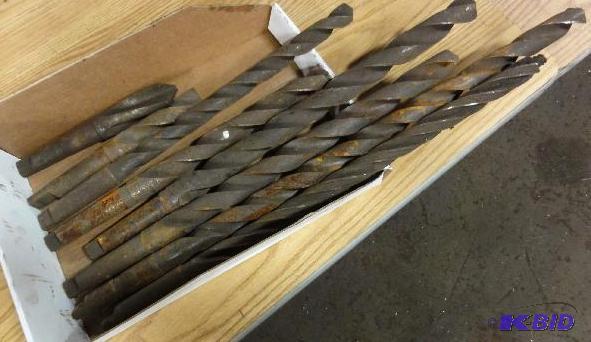 lot 5181 image: (8) Assorted Morse Taper #4, MT4, Drill Bits ...
