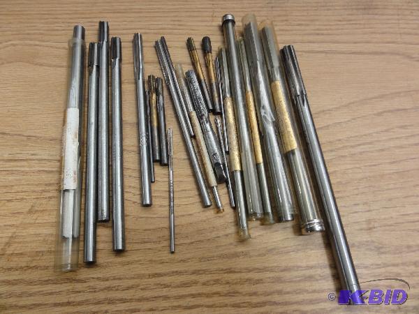 lot 5200 image: (22) Assorted Reamers, .1270" up to 12&...