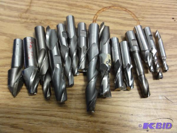 lot 5230 image: (15) Assorted End Mills to Include Straight ...