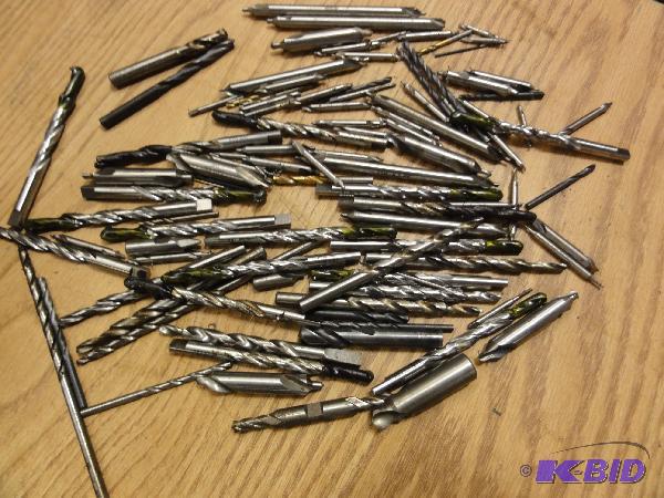 lot 5241 image: (75) Assorted Drill Bits, standard and center...