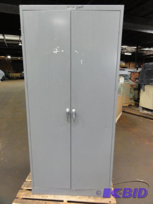 lot 5283 image: Metal 2-door cabinet with 5-shelves, Overall ...