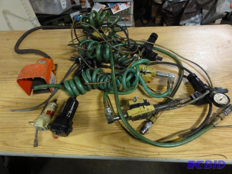 lot 5289 image: Lot of Assorted Pneumatic items to include F...