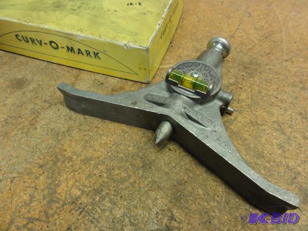 lot 36 image: Curv-o-mark contour marker, 90 degree,...