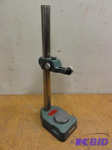 lot 42 image: Mitutoyo 12" Indicator Stand Model 519-1...