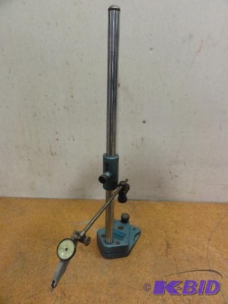 lot 63 image: Fowler 18" Indicator Stand with Federal ...