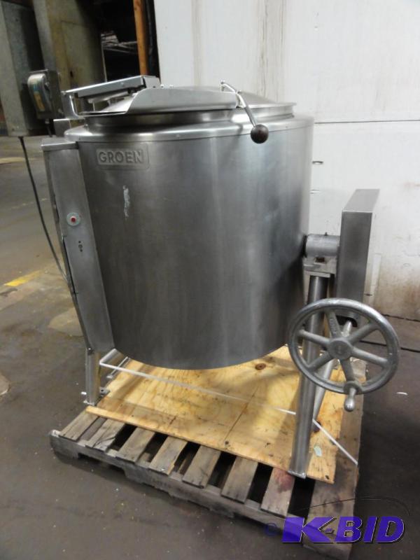 Groen 40 Gallon Steam Jacketed Tilting Kettle...