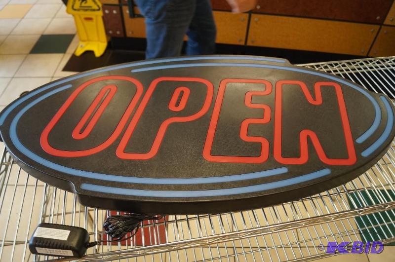 lot 29 image: Open sign