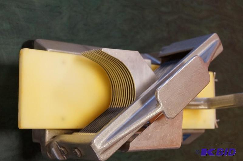lot 77 image: tomato slicer