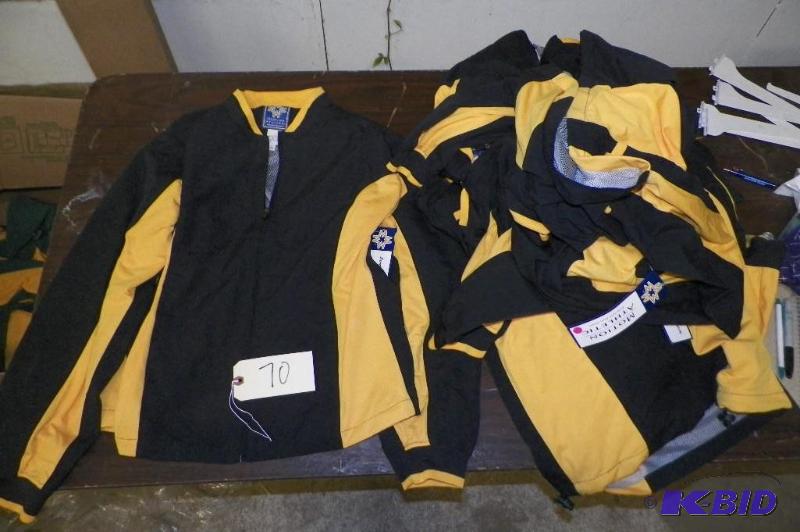 7 Mixed Womens Sizes Black  Gold Jackets