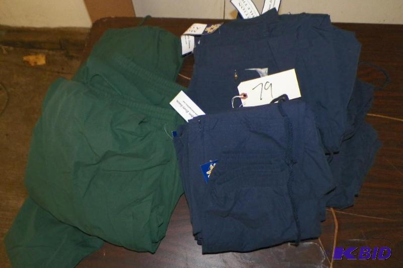 18 Mixed Sizes Wind Pants