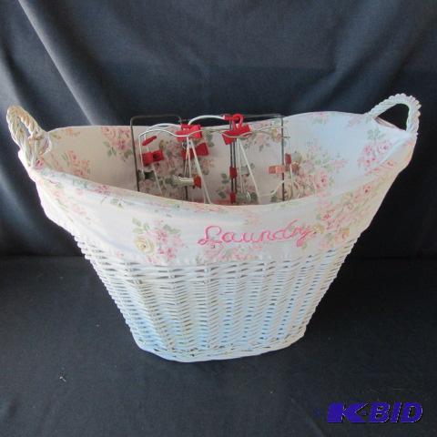 Wicker Basket, Hangers